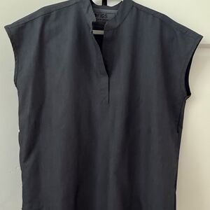 FIGS RAFAELA GRAPHITE SCRUB TOP